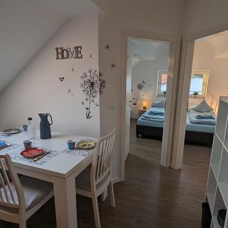 Helle Wohnung Mit Zwei Schlafzimmern Eching  エクステリア 写真